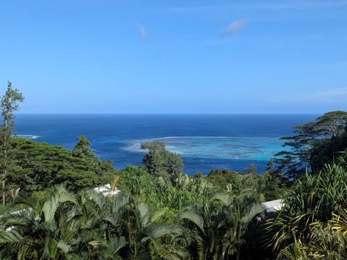 Fare Tihi Moana 1