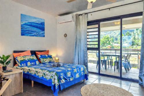 Teahupo'o Lodge  4